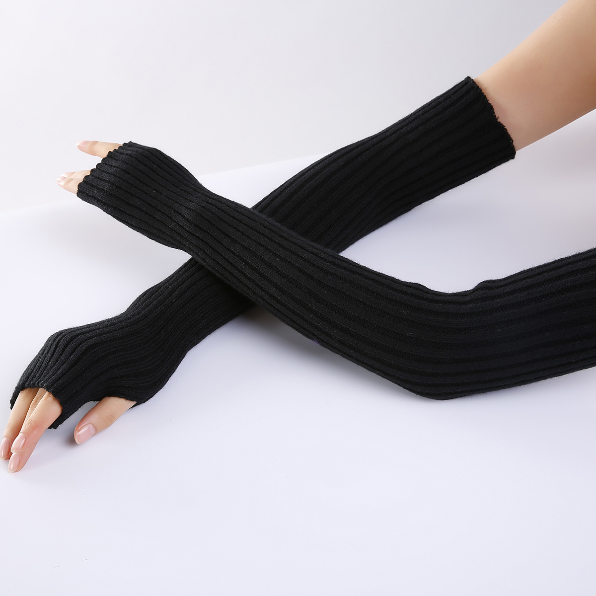 Scaldabraccia lunghi in maglia - Fingerless Glove Knit recensione e prezzo